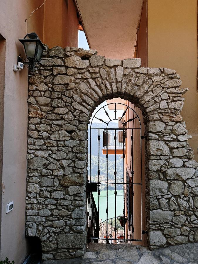 Lago Del Turano - La Taverna Con Cucina Open Space E Free Wi-Fi Ascrea エクステリア 写真