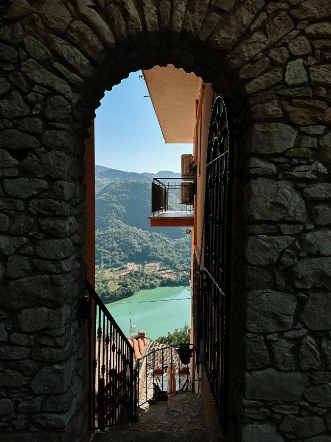 Lago Del Turano - La Taverna Con Cucina Open Space E Free Wi-Fi Ascrea エクステリア 写真