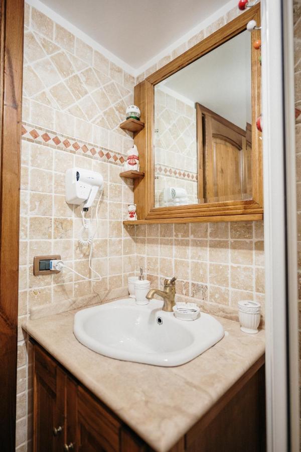 Lago Del Turano - La Taverna Con Cucina Open Space E Free Wi-Fi Ascrea エクステリア 写真